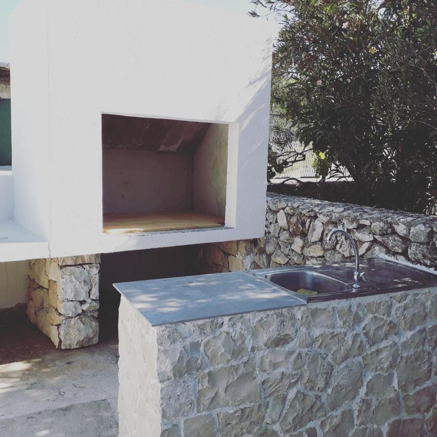 Villa Dalmatian Child With Swimming Pool, Close To The Beach Vinišće Extérieur photo